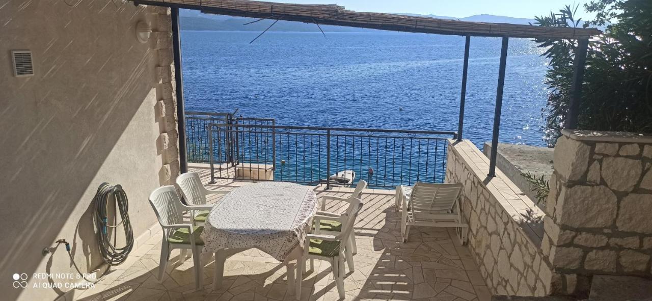 Apartment On The Beach Lokva Rogoznica Bagian luar foto