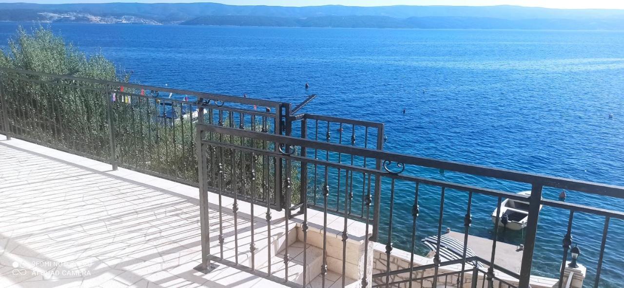 Apartment On The Beach Lokva Rogoznica Bagian luar foto